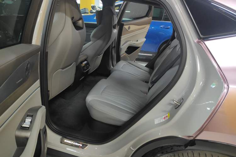 Used Denza N7 2024 630 All-Wheel Drive Intelligent Driving Ultra Version Interior 4