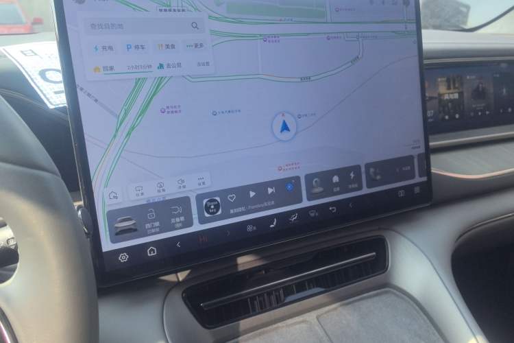 Used Denza N7 2024 630 All-Wheel Drive Intelligent Driving Max Edition Audio And AC Panel