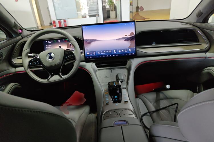 Used Denza N7 2024 630 All-Wheel Drive Intelligent Driving Max Edition Center Console