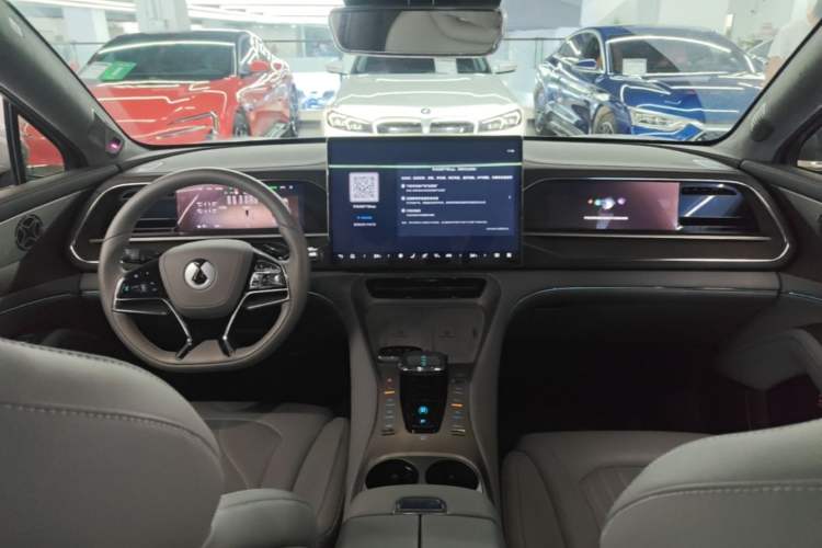 Used Denza N7 2024 702 Smart Drive Pro Edition Center Console