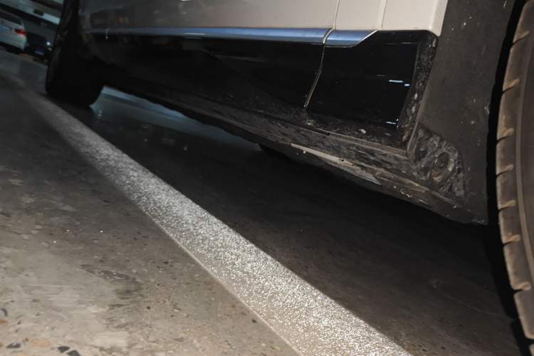 Used Denza N7 2024 702 Smart Drive Pro Edition Chassis Front Right