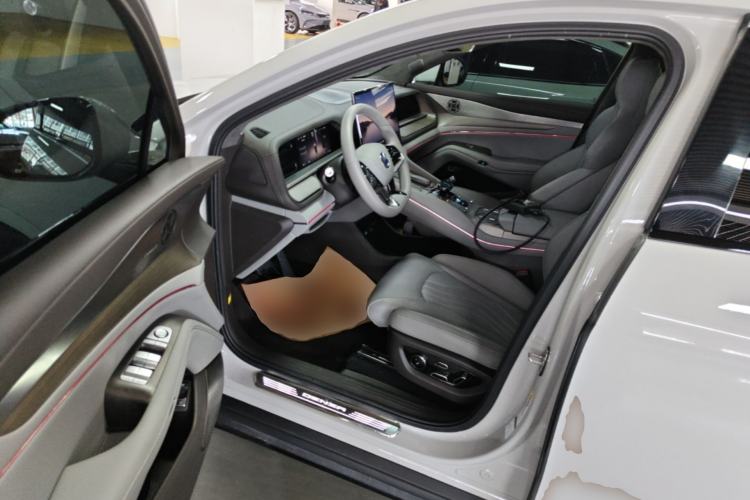 Used Denza N7 2024 630 All-Wheel Drive Intelligent Driving Max Edition Driver Seat