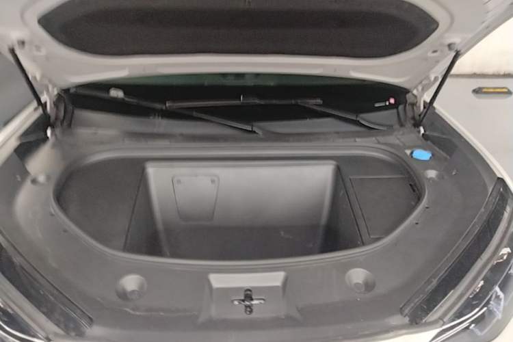 Used Denza N7 2024 702 Smart Drive Pro Edition Engine Bay
