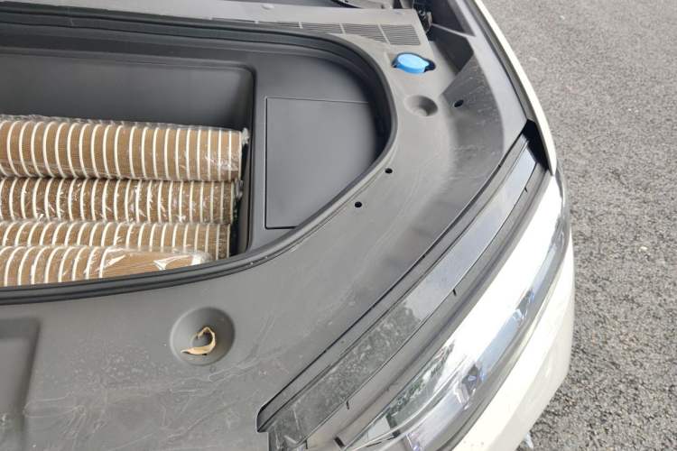 Used Denza N7 2024 702 Smart Drive Pro Edition Engine Bay Left