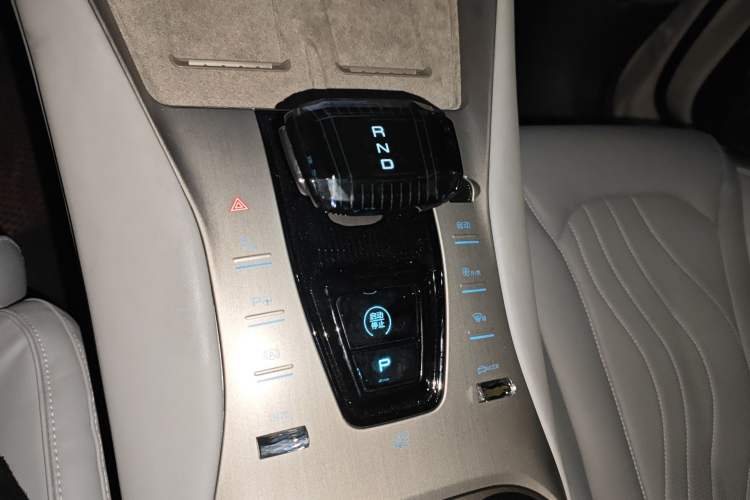 Used Denza N7 2024 702 Smart Drive Pro Edition Gear Lever