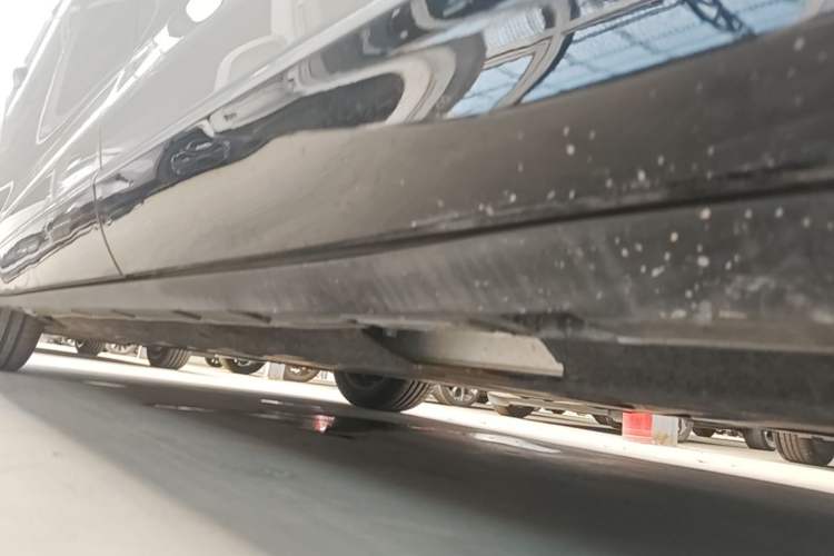 Used Denza N7 2024 702 Smart Drive Pro Edition Left Side Sill