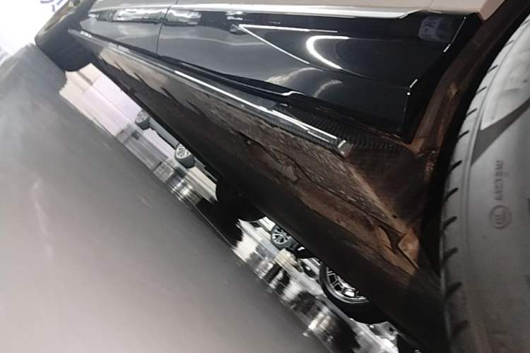 Used Denza N7 2024 702 Smart Drive Pro Edition Left Side Sill
