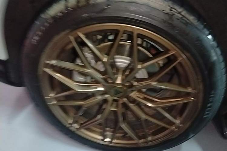 Used Denza N7 2024 702 Smart Drive Pro Edition Right Rear Wheel Hub