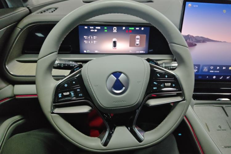 Used Denza N7 2024 630 All-Wheel Drive Intelligent Driving Max Edition Steering Wheel