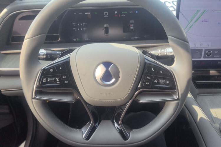Used Denza N7 2024 630 All-Wheel Drive Intelligent Driving Max Edition Steering Wheel