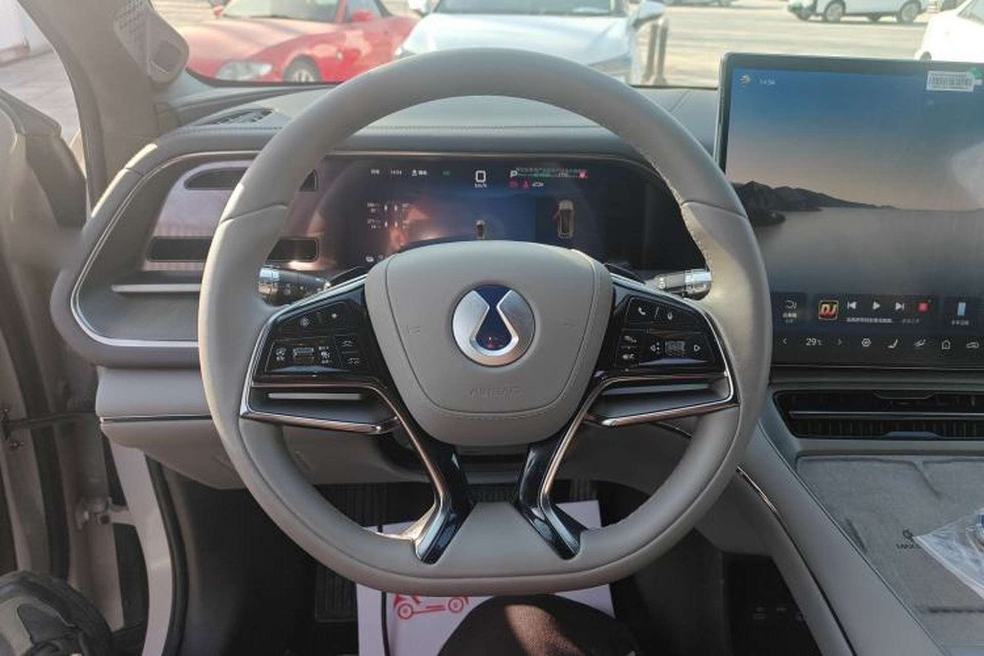 Used Denza N7 2024 630 All-Wheel Drive Intelligent Driving Ultra Version Steering Wheel
