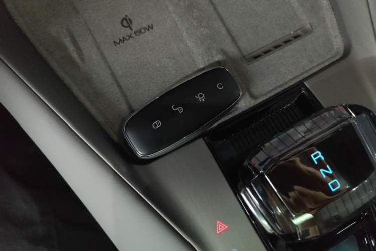 Used Denza N7 2024 702 Smart Drive Pro Edition Vehicle Key