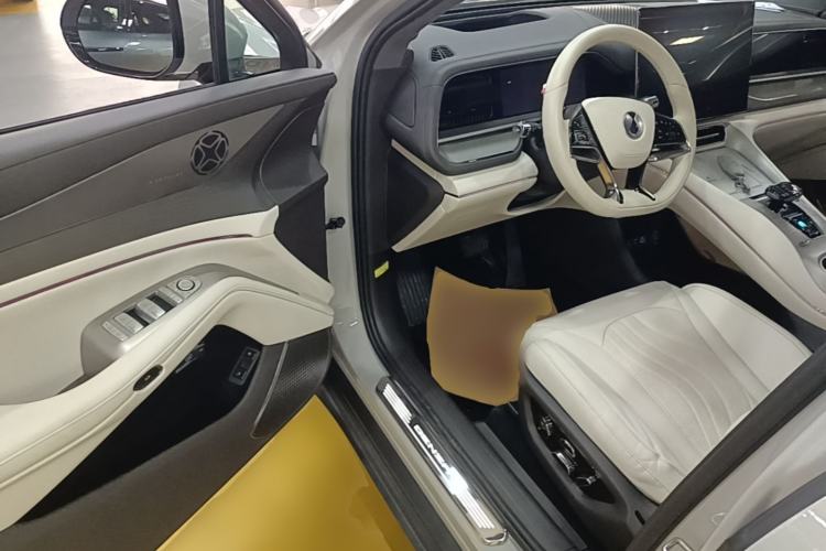 Used Denza N7 2024 630 All-Wheel Drive Intelligent Driving Max Edition Driver Seat