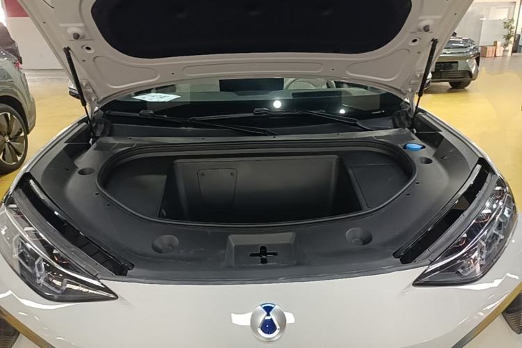 Used Denza N7 2024 630 All-Wheel Drive Intelligent Driving Max Edition Engine Bay