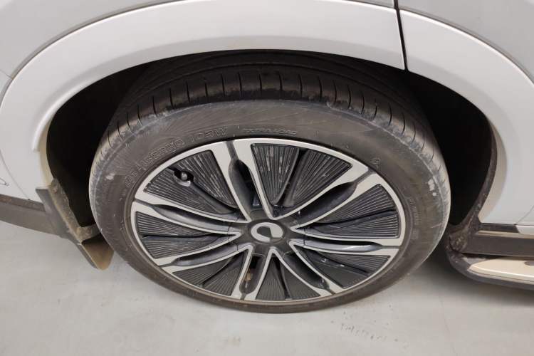 Used Denza N7 2024 630 All-Wheel Drive Intelligent Driving Max Edition Exterior 8