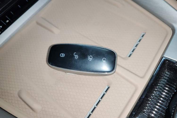 Used Denza N7 2024 630 All-Wheel Drive Intelligent Driving Max Edition Interior 1