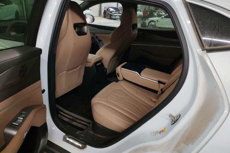 Used Denza N7 2024 630 All-Wheel Drive Intelligent Driving Max Edition Interior 4