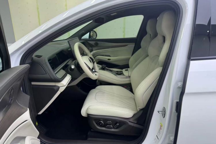 Used Denza N7 2024 702 Smart Drive Pro Edition Interior 4