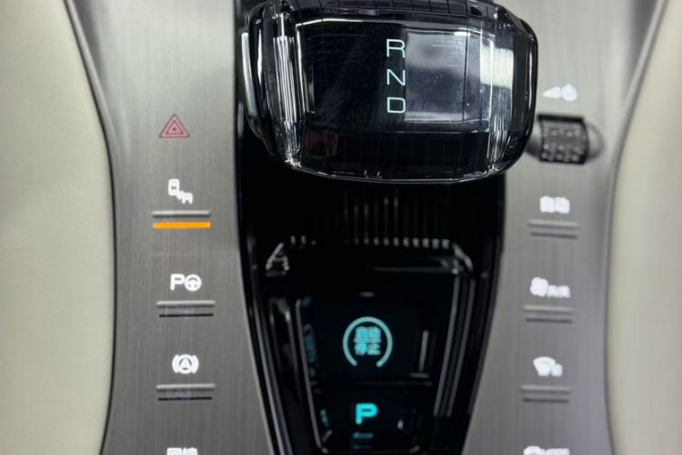 Used Denza N7 2024 702 Smart Drive Pro Edition Interior 5