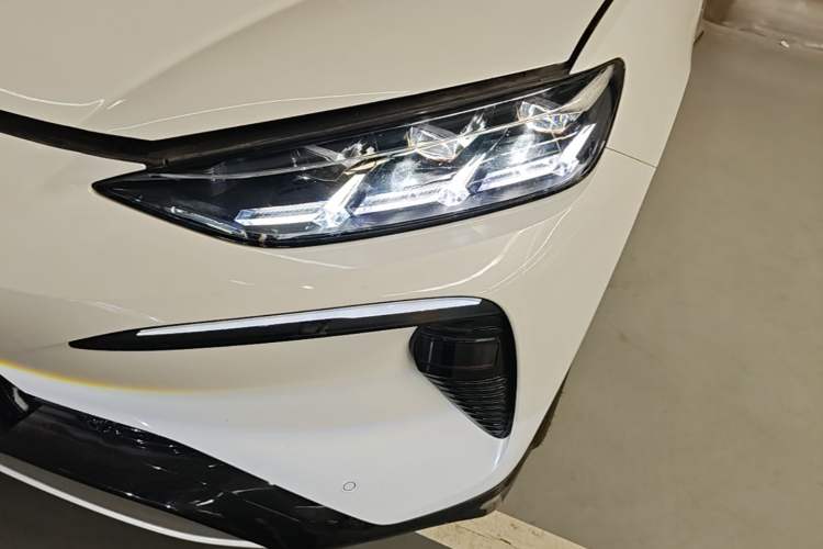 Used Denza N7 2024 630 All-Wheel Drive Intelligent Driving Max Edition Left Front Headlight