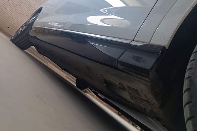 Used Denza N7 2024 702 Smart Drive Pro Edition Right Side Sill