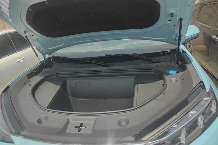 Used Denza N7 2025 630 All-Wheel Drive Intelligent Driving Dual-Laser Flagship Edition Engine Bay