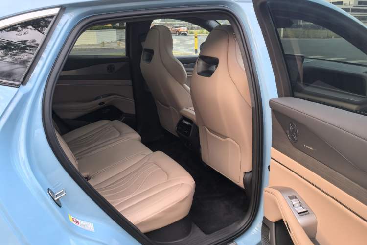 Used Denza N7 2025 630 All-Wheel Drive Intelligent Driving Dual-Laser Flagship Edition Interior 13