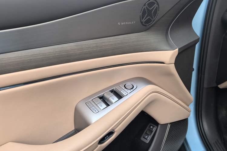 Used Denza N7 2025 630 All-Wheel Drive Intelligent Driving Dual-Laser Flagship Edition Interior 3