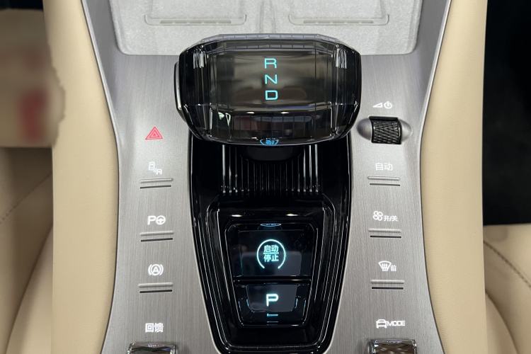 Used Denza N7 2025 630 All-Wheel Drive Intelligent Driving Dual-Laser Flagship Edition Interior 8