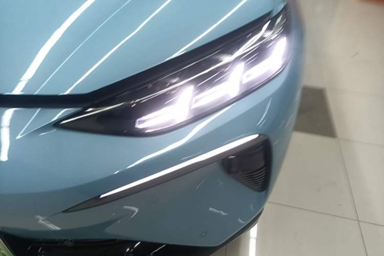 Used Denza N7 2025 630 All-Wheel Drive Intelligent Driving Dual-Laser Flagship Edition Left Front Headlight