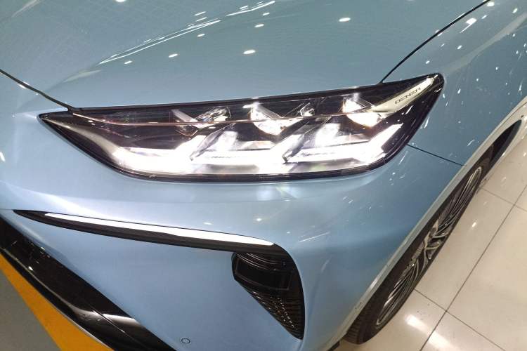Used Denza N7 2025 630 All-Wheel Drive Intelligent Driving Dual-Laser Flagship Edition Left Front Headlight