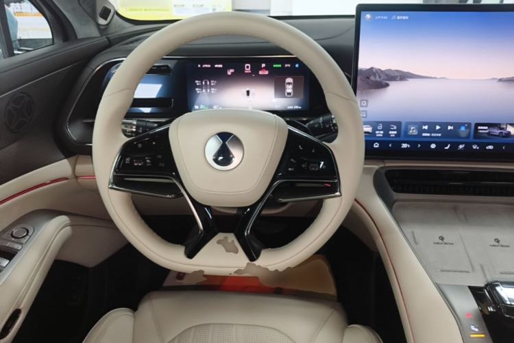 Used Denza N7 2025 702 Intelligent Driving Dual-Laser Luxury Edition Steering Wheel