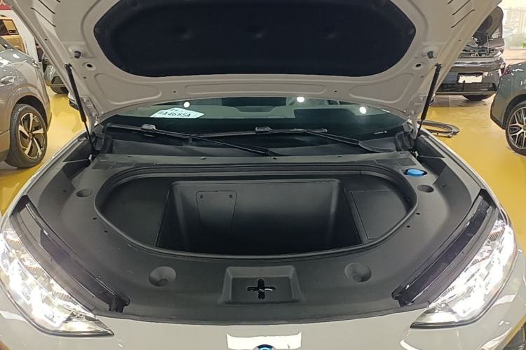 Used Denza N7 2025 630 All-Wheel Drive Intelligent Driving Dual-Laser Flagship Edition Engine Bay