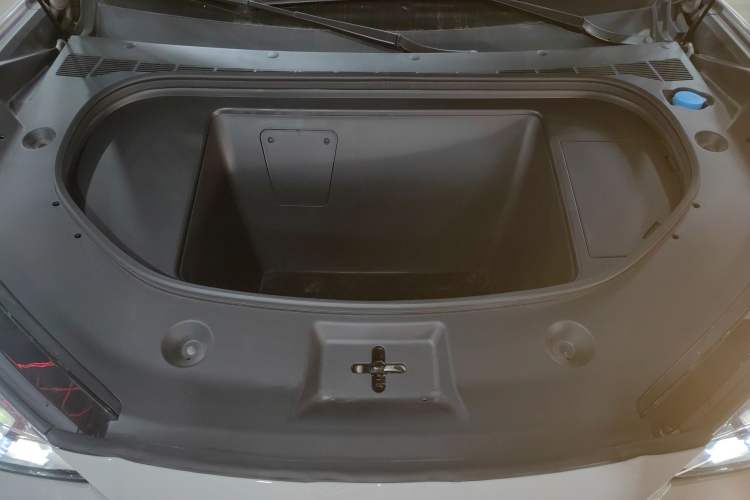Used Denza N7 2025 630 All-Wheel Drive Intelligent Driving Dual-Laser Flagship Edition Engine Bay