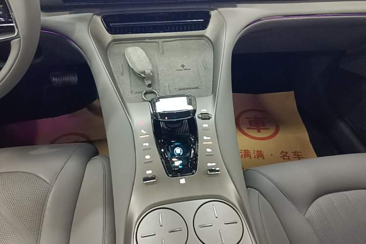 Used Denza N7 2025 630 All-Wheel Drive Intelligent Driving Dual-Laser Flagship Edition Gear Lever