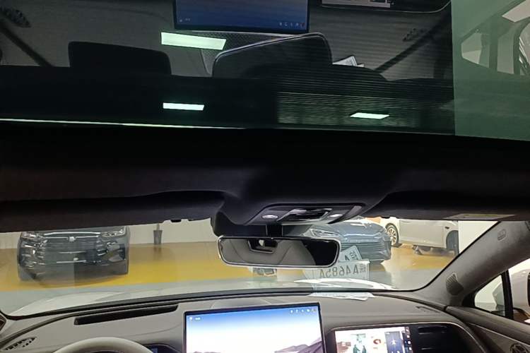 Used Denza N7 2025 630 All-Wheel Drive Intelligent Driving Dual-Laser Flagship Edition Headliner