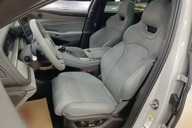 Used Denza N7 2025 630 All-Wheel Drive Intelligent Driving Dual-Laser Flagship Edition Left Front Seat
