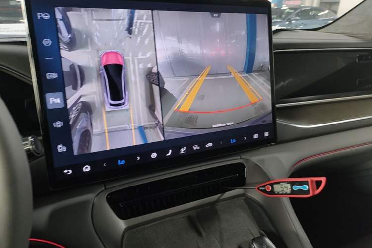 Used Denza N7 2025 630 All-Wheel Drive Intelligent Driving Dual-Laser Flagship Edition Audio And AC Panel