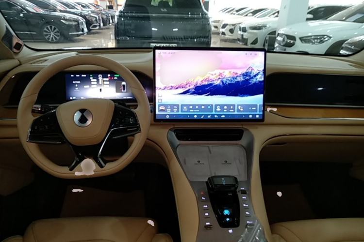 Used Denza N7 2025 630 All-Wheel Drive Intelligent Driving Dual-Laser Flagship Edition Center Console