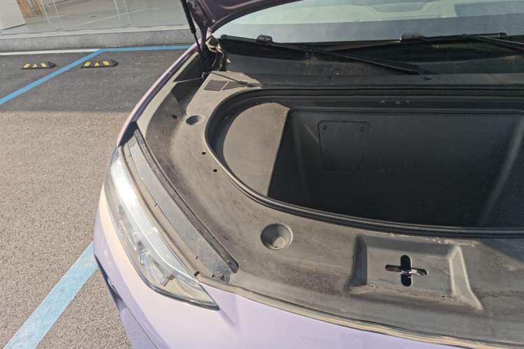 Used Denza N7 2025 630 All-Wheel Drive Intelligent Driving Dual-Laser Flagship Edition Engine Bay Right