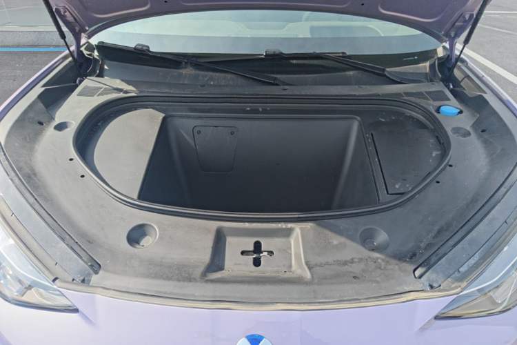 Used Denza N7 2025 630 All-Wheel Drive Intelligent Driving Dual-Laser Flagship Edition Engine Bay