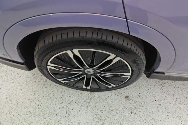 Used Denza N7 2025 630 All-Wheel Drive Intelligent Driving Dual-Laser Flagship Edition Exterior 3