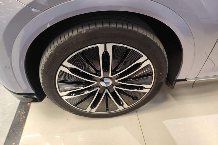 Used Denza N7 2025 630 All-Wheel Drive Intelligent Driving Dual-Laser Flagship Edition Exterior 4