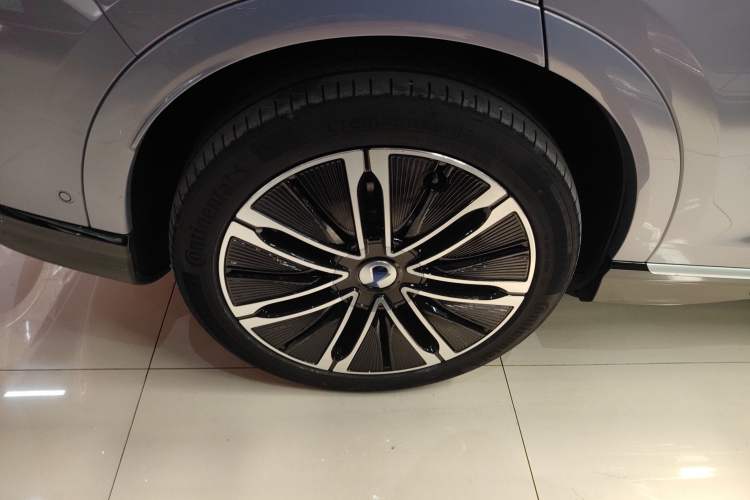 Used Denza N7 2025 630 All-Wheel Drive Intelligent Driving Dual-Laser Flagship Edition Exterior 5