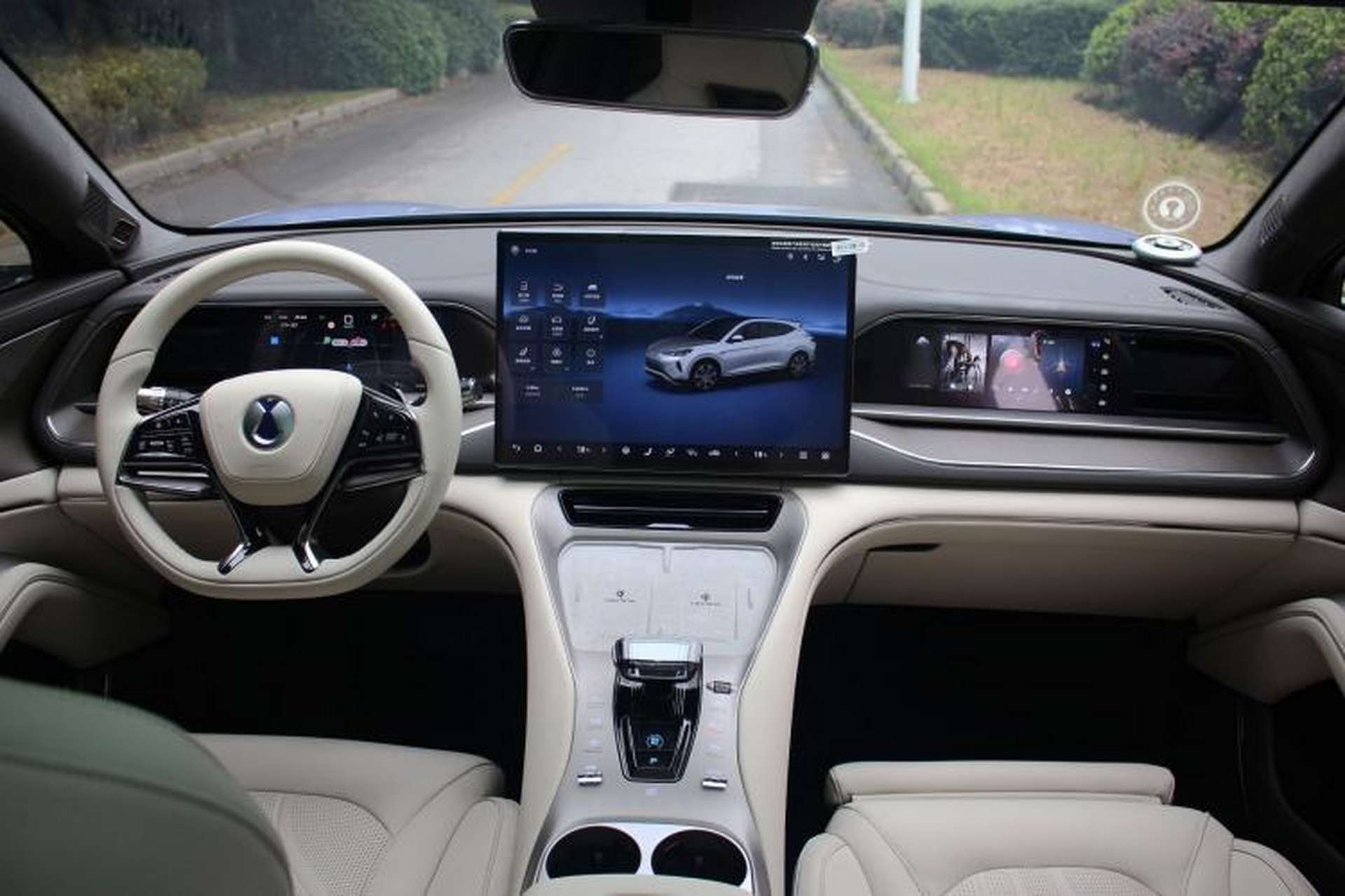 Used Denza N7 2025 702 Intelligent Driving Dual-Laser Luxury Edition Interior 5