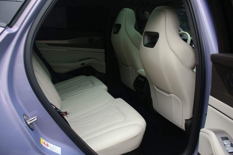 Used Denza N7 2025 702 Intelligent Driving Dual-Laser Luxury Edition Interior 5