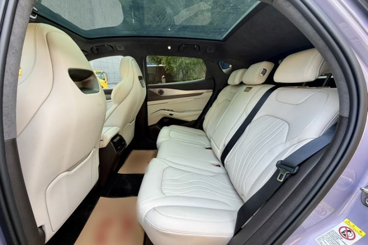 Used Denza N7 2025 630 All-Wheel Drive Intelligent Driving Dual-Laser Flagship Edition Interior 6