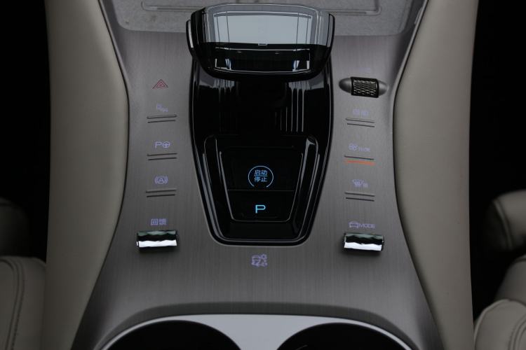 Used Denza N7 2025 702 Intelligent Driving Dual-Laser Luxury Edition Interior 7
