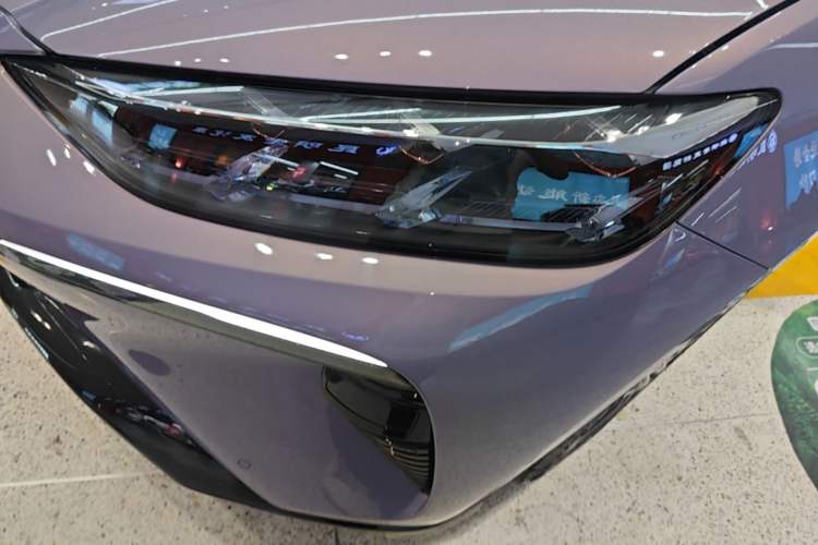 Used Denza N7 2025 630 All-Wheel Drive Intelligent Driving Dual-Laser Flagship Edition Left Front Headlight