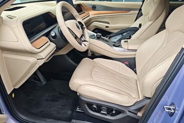 Used Denza N7 2025 630 All-Wheel Drive Intelligent Driving Dual-Laser Flagship Edition Left Front Seat